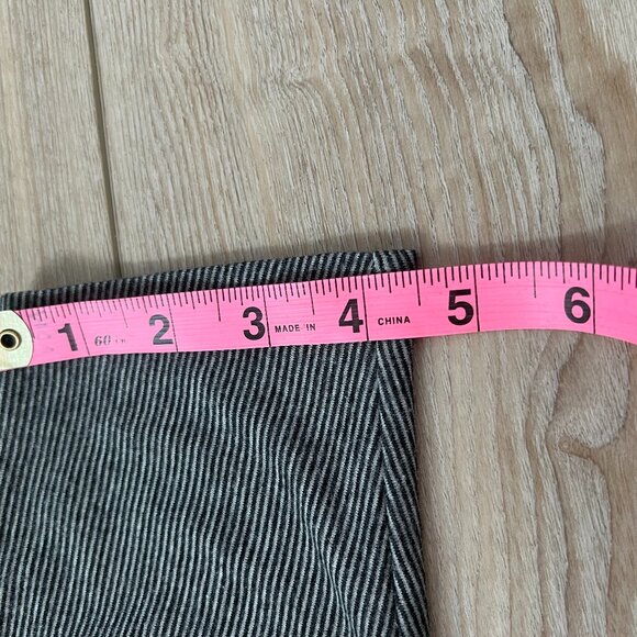 🪷Tahari V-Neck Batwing 3/4 Sleeve Tee - Size M black and cream🪷 - Picture 10 of 12